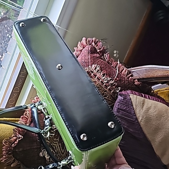 💚 Beijo "Uptown" Tote/Satchel - Picture 5 of 13